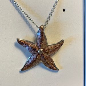 New Nicole Barr pendant necklace